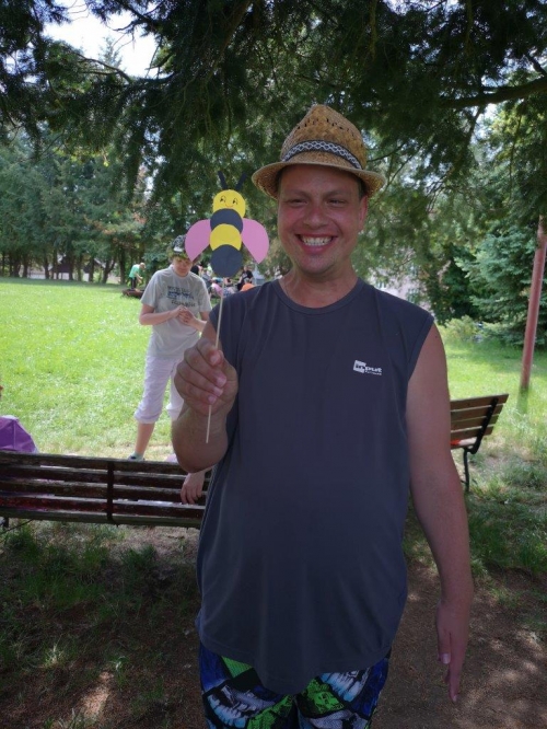 Včelí den