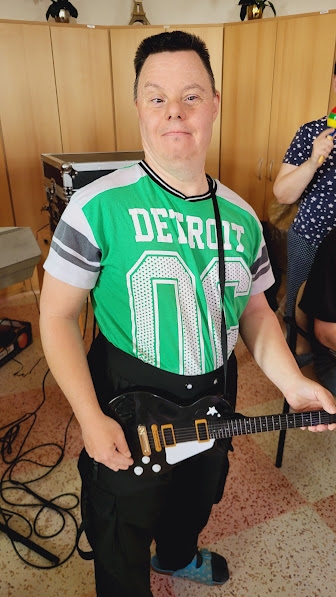 Aprílová diskotéka